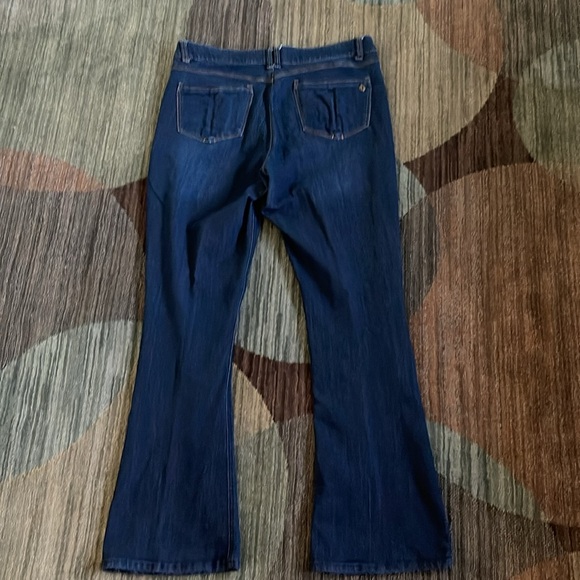 Democracy “Ab Solution” Itty Bitty Bootcut Jeans 14 - Picture 4 of 7